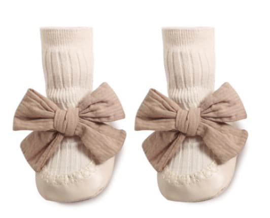 ファーストシューズふわもこリボン付きファーストシューズ