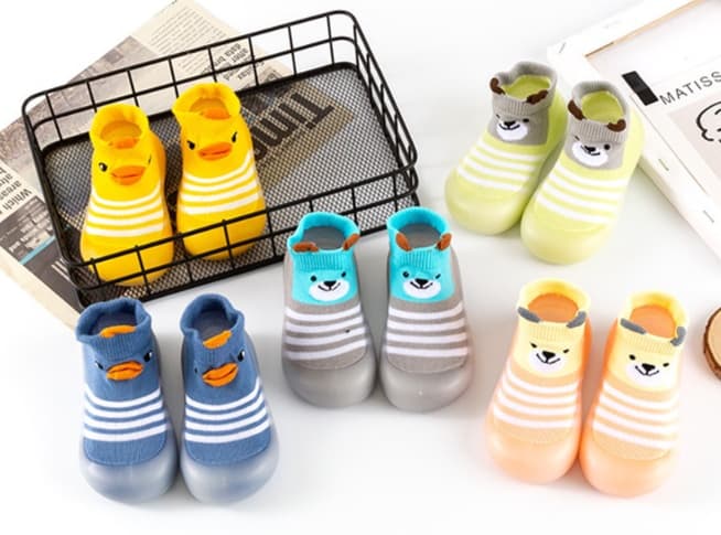 ファーストシューズやわらか笑顔のひよこさんソックスシューズ