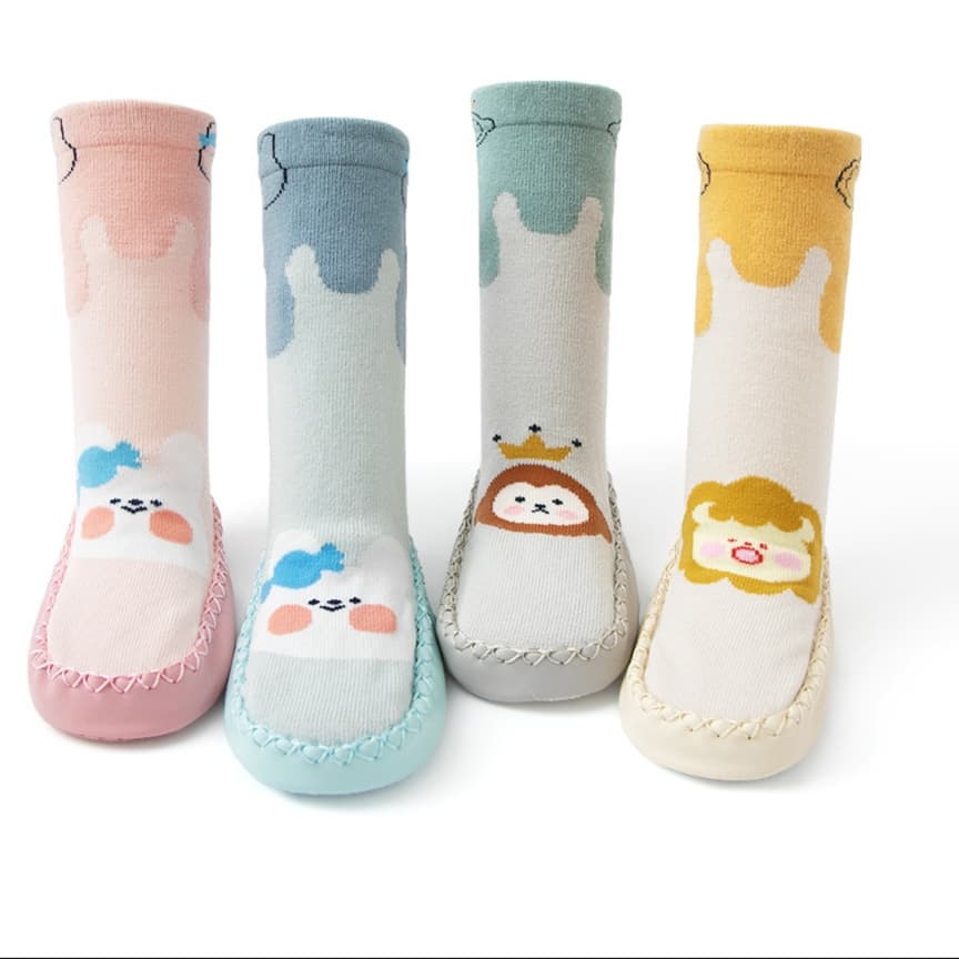 ファーストシューズもこもこ雲さんのルームソックス