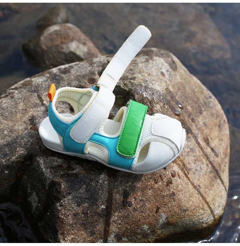 ファーストシューズふわもこ安心ベビーサンダル