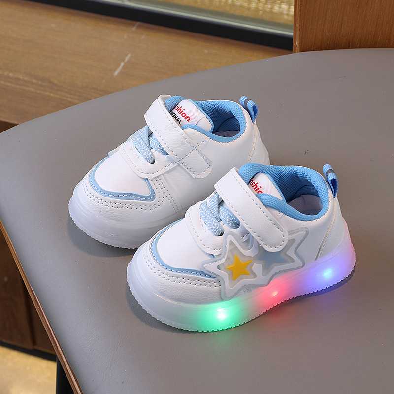 ファーストシューズ星かがやくライト付きファーストシューズ