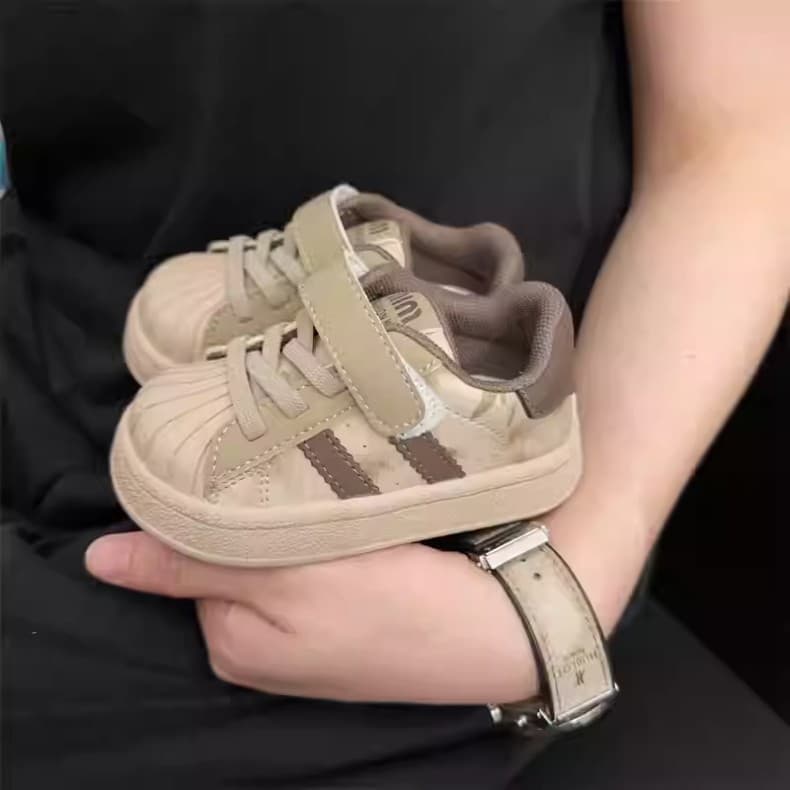 ファーストシューズやわらか甲ベルトベビースニーカー