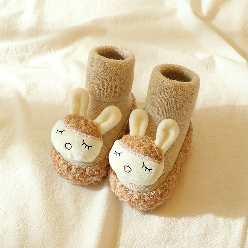 ファーストシューズおやすみうさぎのもこもこルームシューズ
