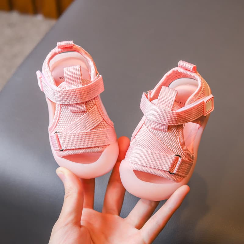 ファーストシューズメッシュベルトサンダル 快適おでかけタイプ