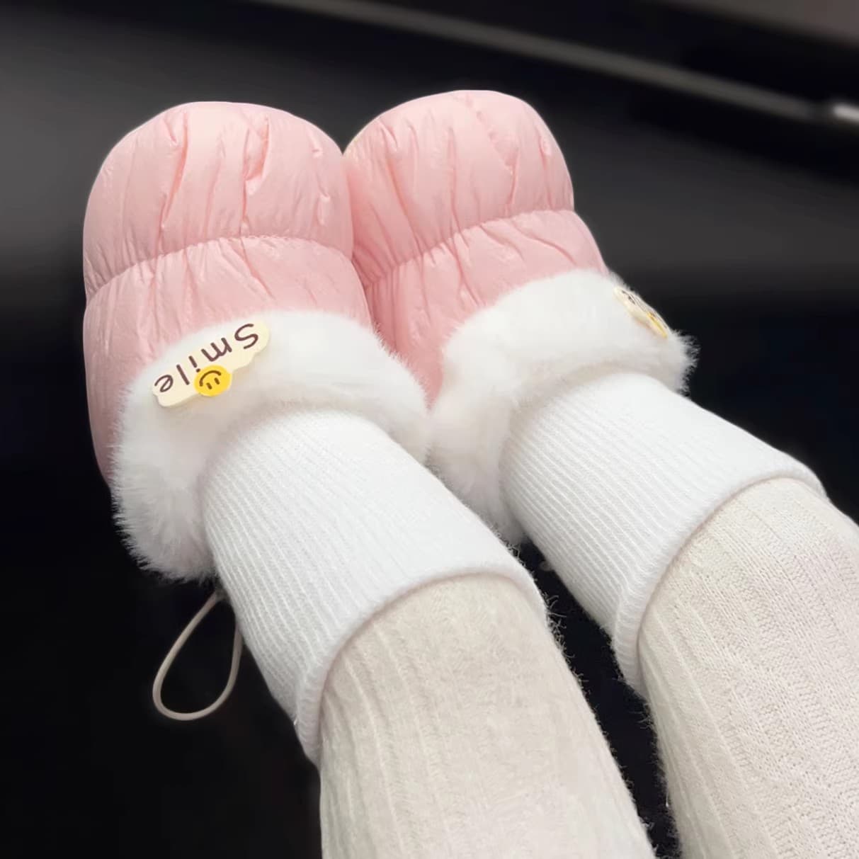 ファーストシューズもこもこふわふわ赤ちゃんルームブーツ