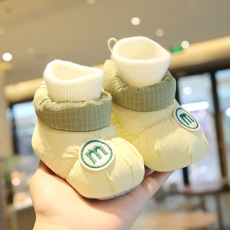 ファーストシューズふんわりリボンベビーブーティ