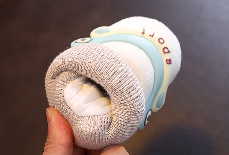 ファーストシューズやわらかスポーティーベビーソックス