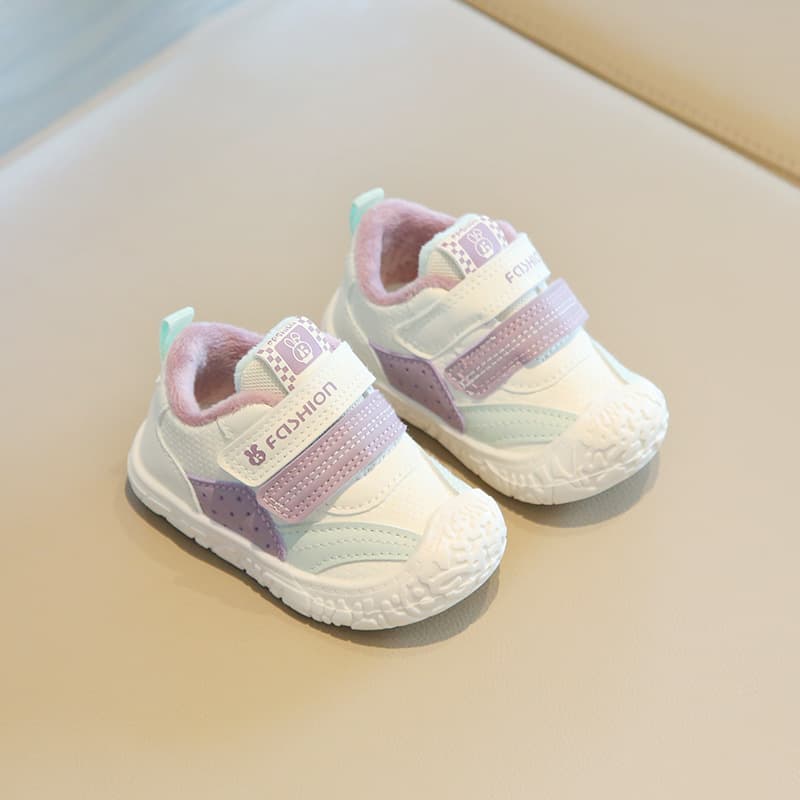 ファーストシューズふわもこマシュマロ歩きやすいファーストシューズ