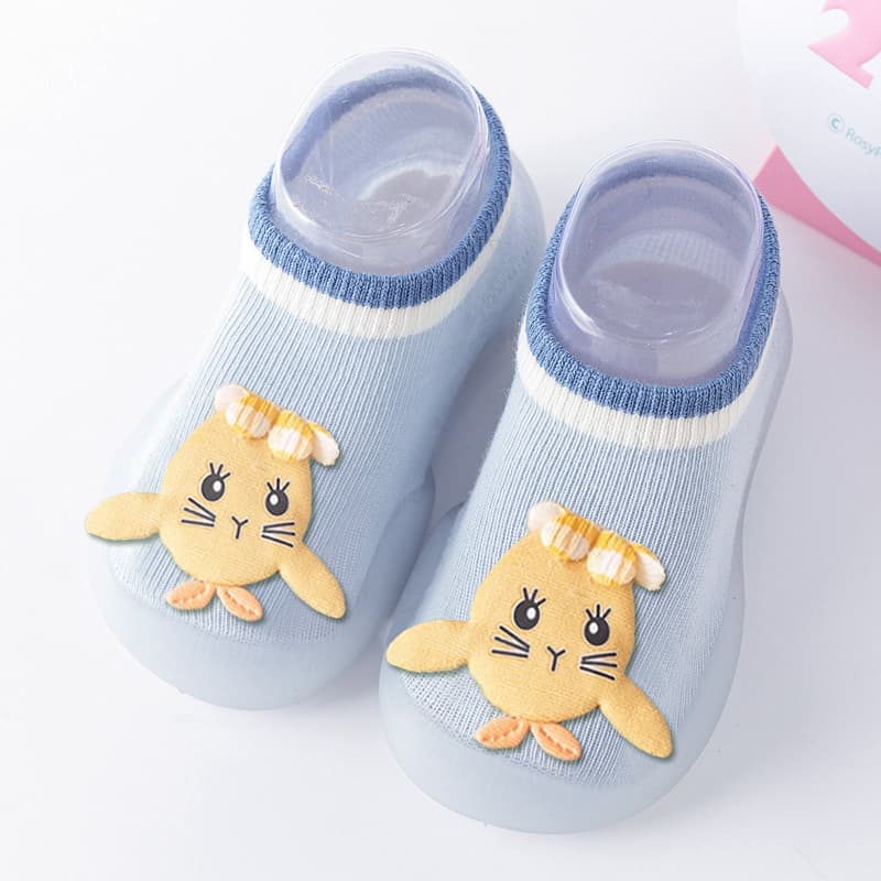 ファーストシューズ 動物さんと歩む赤ちゃんの一歩靴