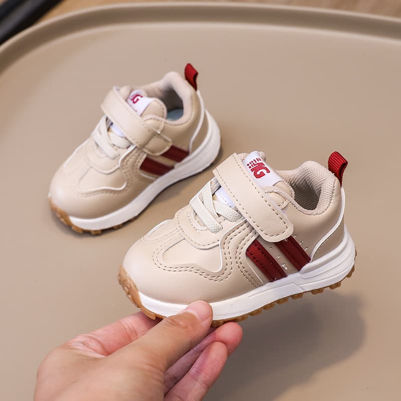 ファーストシューズふわふわステップ キッズスニーカー