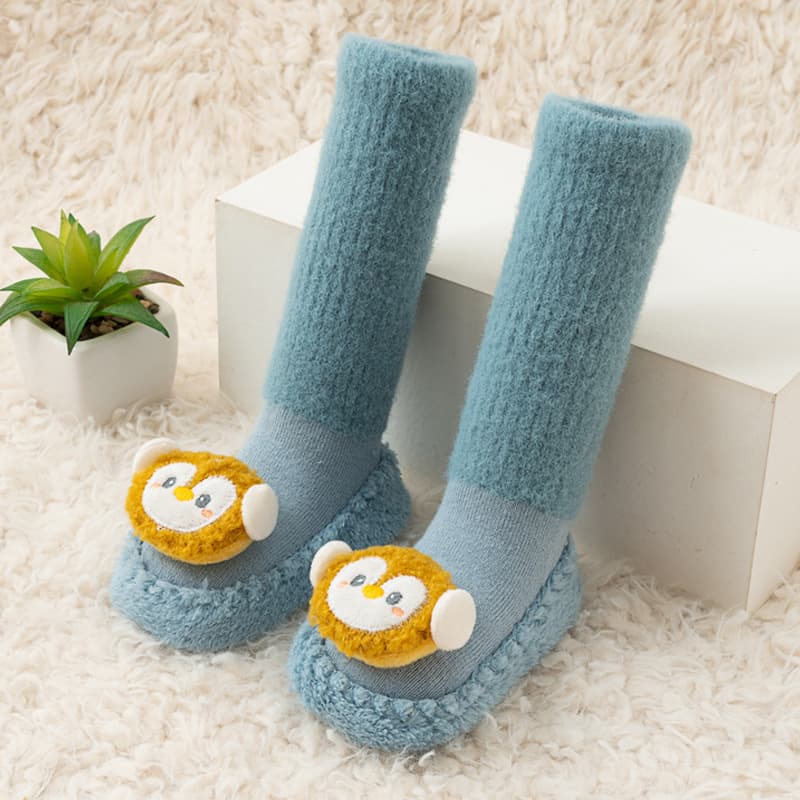 ファーストシューズふわもこペンギンのおめかけルームシューズ