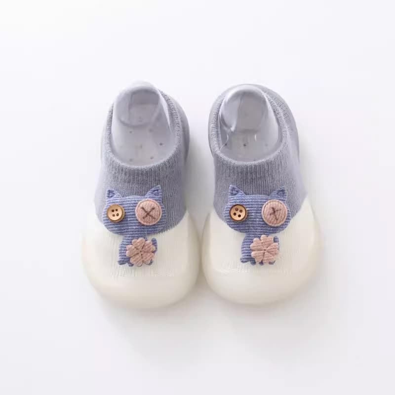 ファーストシューズ 動物さんと歩む赤ちゃんの一歩靴