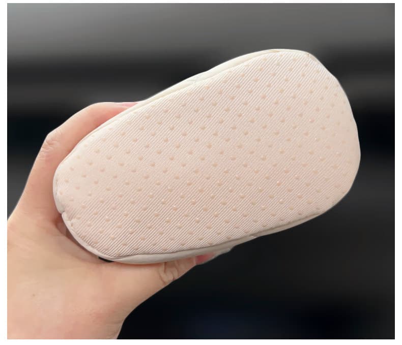 ファーストシューズもこもこふわふわ赤ちゃんルームブーツ