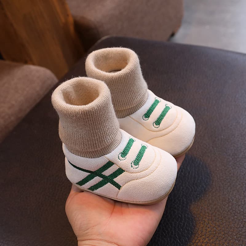 ファーストシューズくまさんモチーフ ぬくぬくファーストシューズ