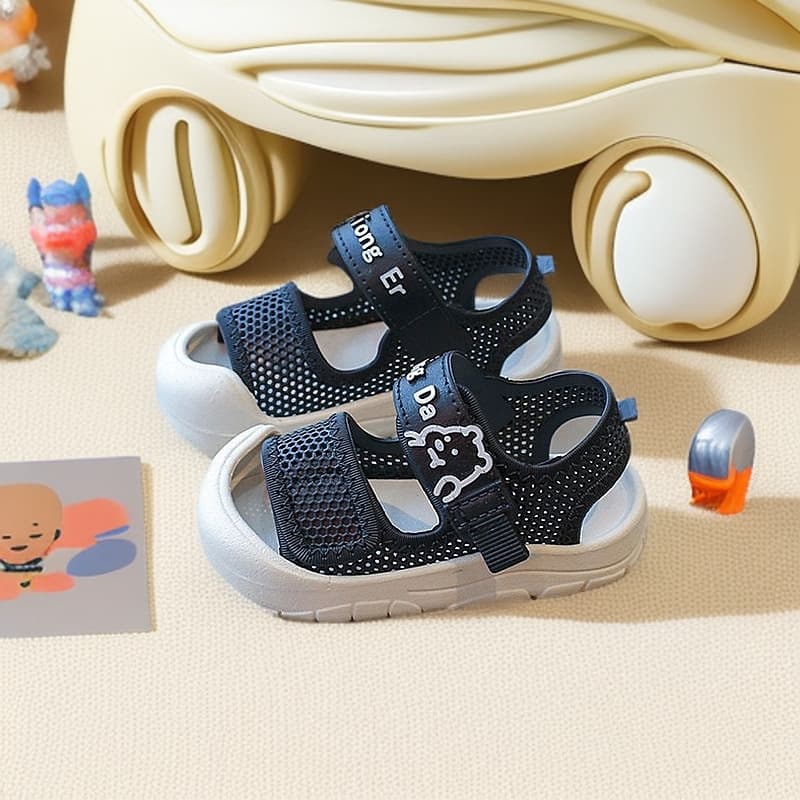 ファーストシューズふわもこメッシュ 軽量サマーサンダル