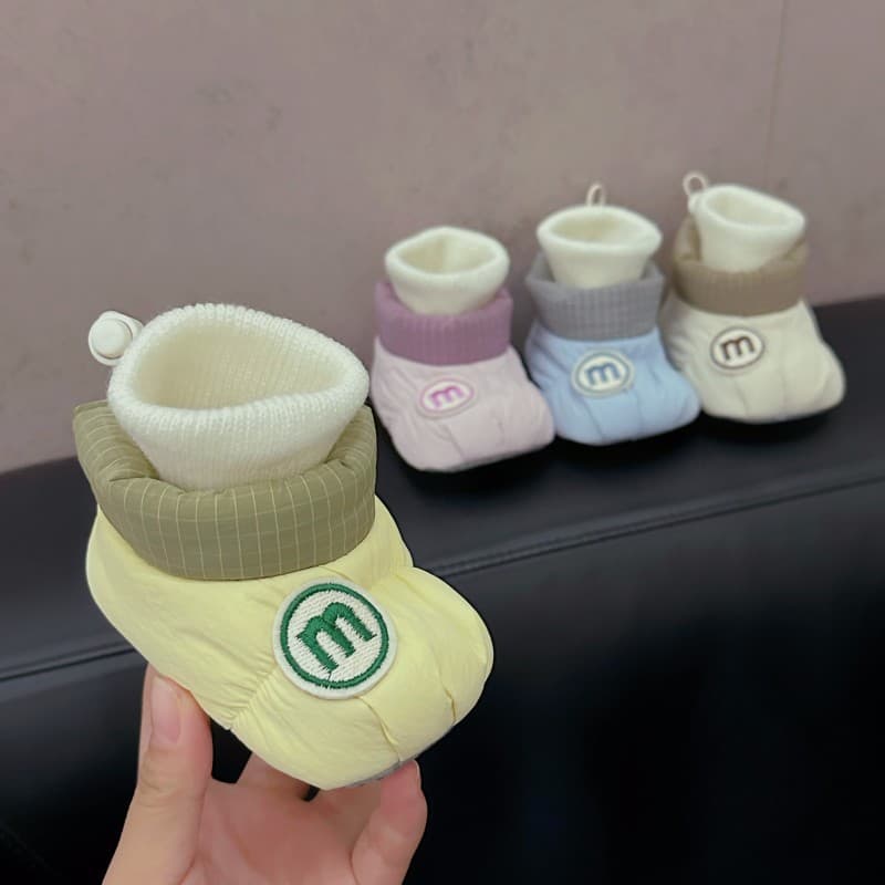 ファーストシューズふんわりリボンベビーブーティ